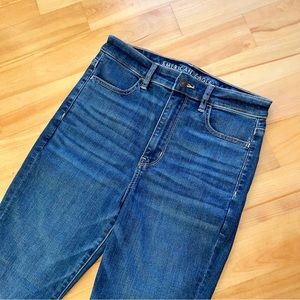 American Eagle Dark Navy High Waisted Skinny Jeans.